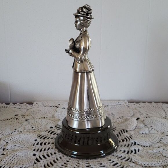 Vtg 1984-85 Avon's Very Best Award for Sales Volume Pewter Mrs PFE Albee Statue - Picture 2 of 8